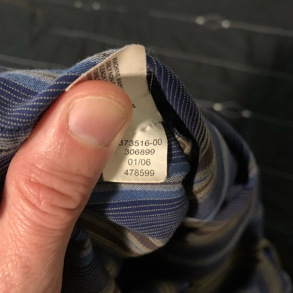 GAP Navy & Light Blue, Brown, Golden Stripped Button Down Men’s Shirt - Picture 4 of 4